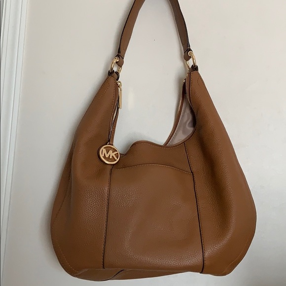 Michael Kors Handbags - BNWT Michael Kors Purse Michael Kors Handbags - BNWT Michael Kors Purse